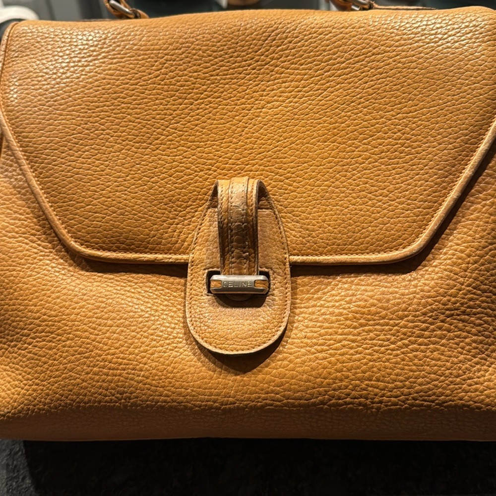 🌺👜 SALE‼️ ❤️🔥VERY VINTAGE AND RARE CELINE LEATHER BAG. 👜👜👜❤️🔥 - Picture 3 of 14